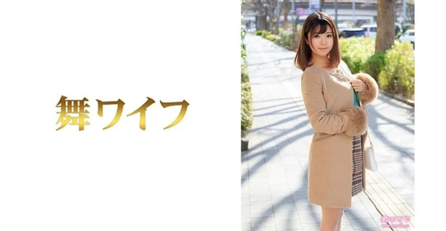 MVSD-535-C 癒しの笑顔でシコシコどぴゅッ！ めちゃカワ手コキ美少女ナース ささやき淫語と緩急手コキで最